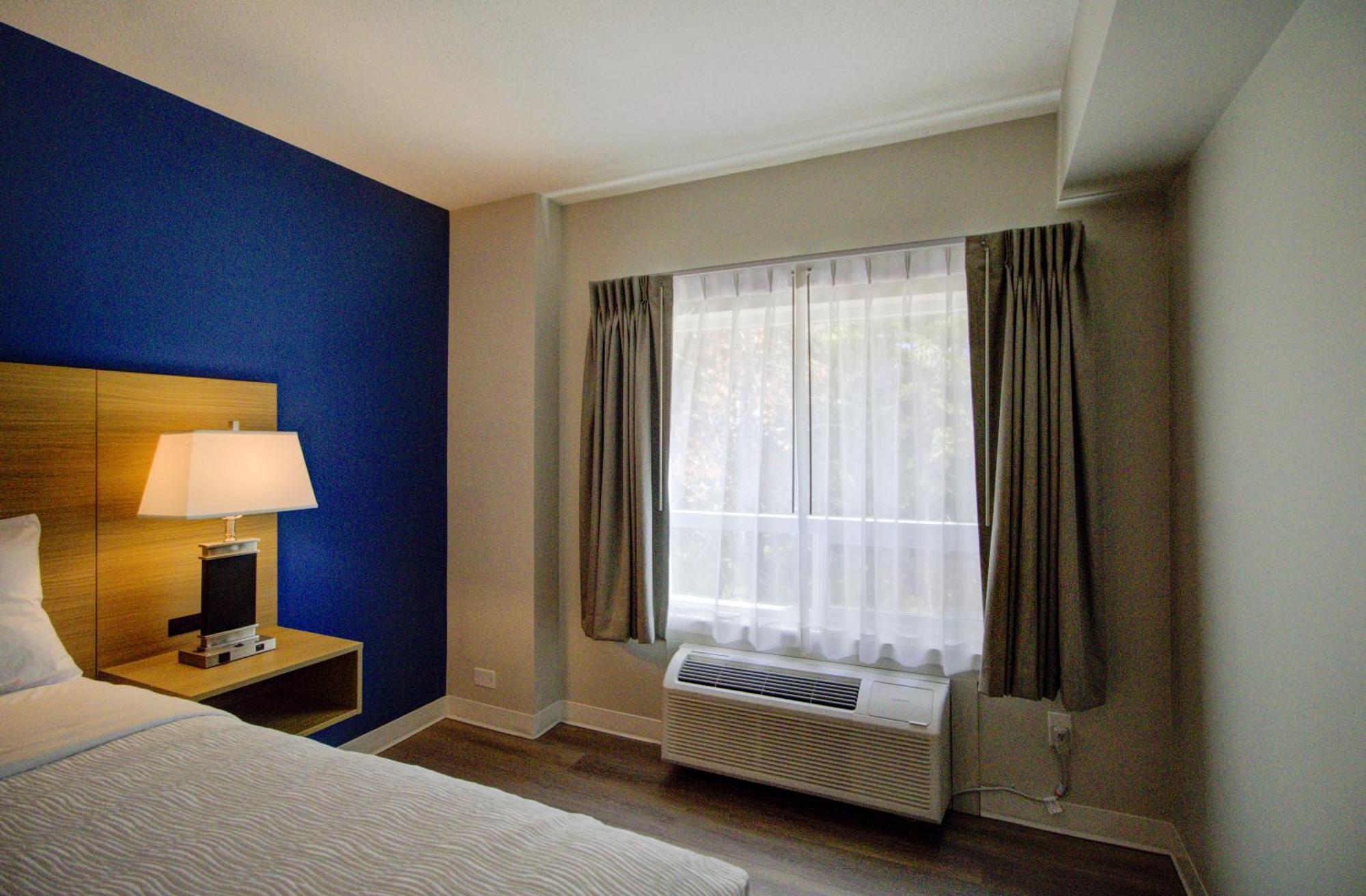 Baymont By Wyndham Gold River Exterior foto